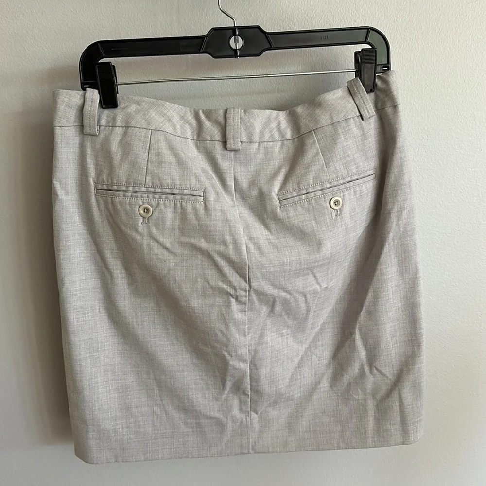 Gap Skirt - Picture 3 of 3
